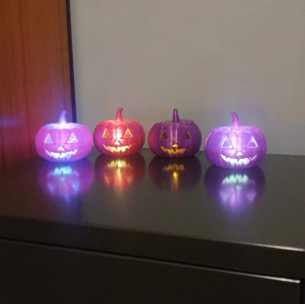 Pink and purple jackolanterns 😍 adorable girly fall decor 3d printed pumpkins